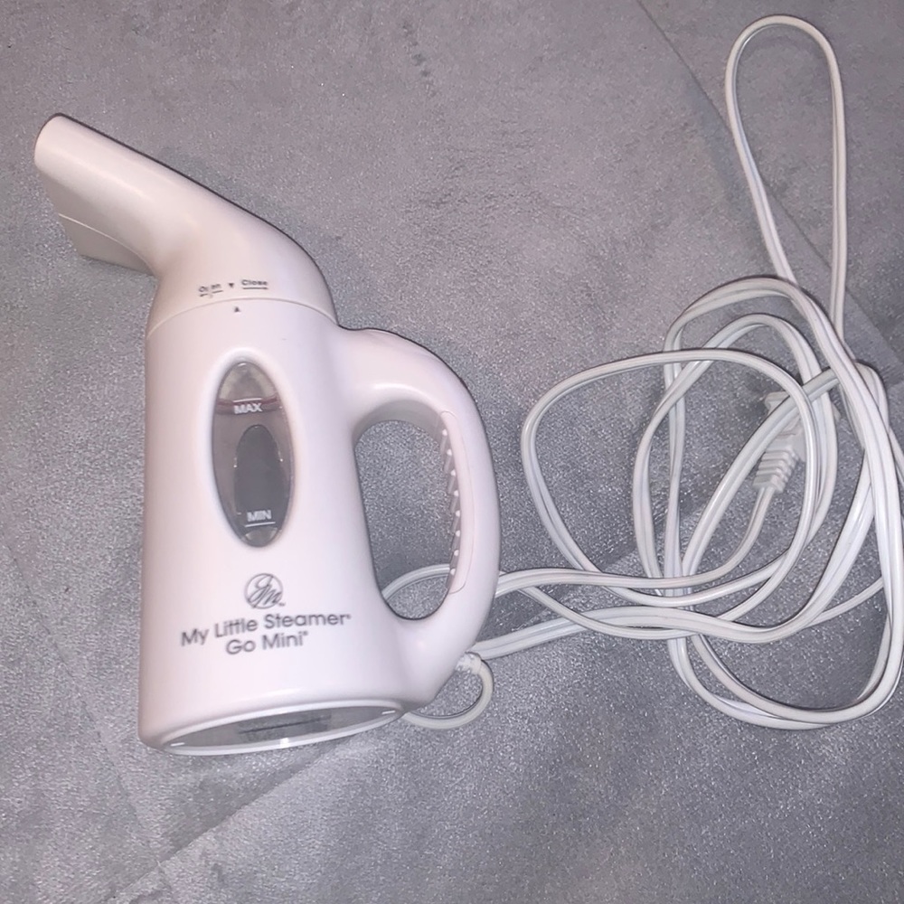 Little mini steamer